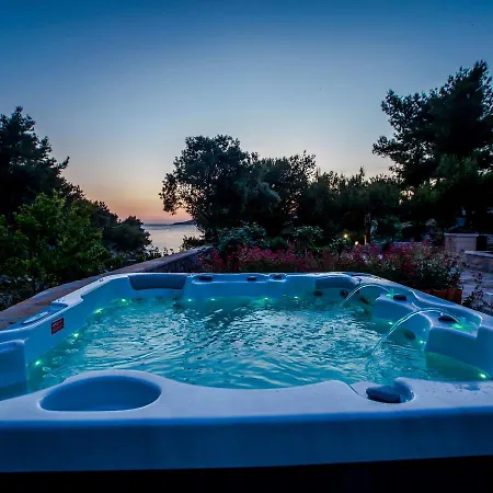 Holiday Ivan Feriehus Milna (Brac)